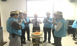 光谷店第四季度“暖心”生日會圓滿舉行